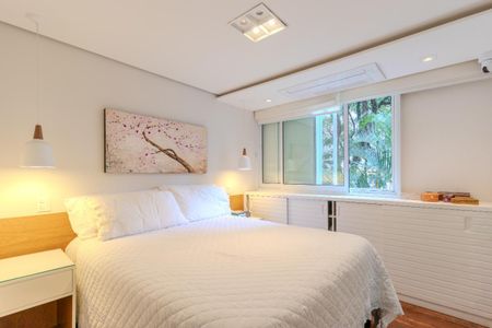Apartamento à venda com 2 quartos, 90m² em Vila Uberabinha, São Paulo