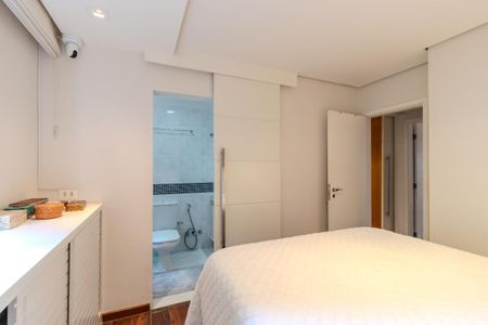 Apartamento à venda com 2 quartos, 90m² em Vila Uberabinha, São Paulo