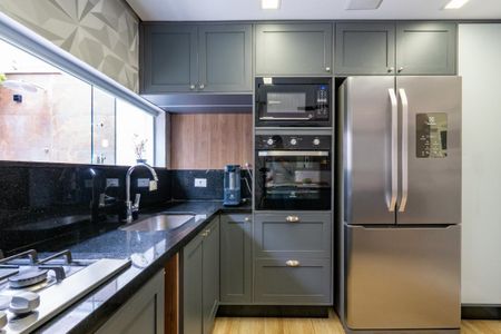 Casa de condomínio à venda com 355m², 4 quartos e 3 vagas