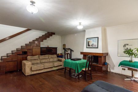 Casa à venda com 5 quartos, 312m² em Jardim Leonor, São Paulo