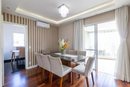 Apartamento à venda com 247m², 4 quartos e 3 vagas