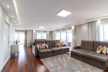 Apartamento à venda com 4 quartos, 243m² em Vila Sofia, São Paulo
