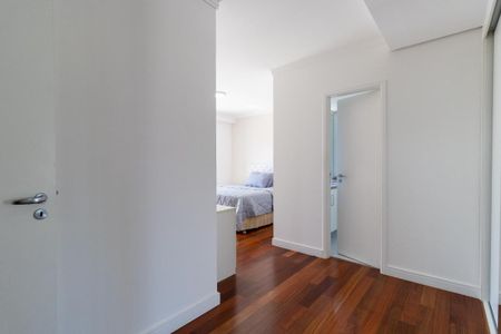 Apartamento à venda com 247m², 4 quartos e 3 vagas