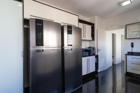 Apartamento à venda com 247m², 4 quartos e 3 vagas