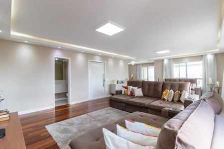 Apartamento à venda com 247m², 4 quartos e 3 vagas