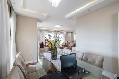 Apartamento à venda com 4 quartos, 243m² em Vila Sofia, São Paulo
