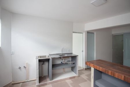 Apartamento para alugar com 50m², 2 quartos e sem vaga Apartamento para alugar com 50m², 2 quartos e sem vagaCozinha e Área de Serviço