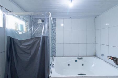Casa à venda com 140m², 6 quartos e 3 vagas Casa à venda com 140m², 6 quartos e 3 vagasBanheiro da Suíte