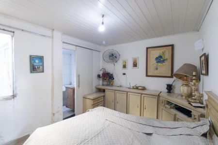 Casa à venda com 140m², 6 quartos e 3 vagas Casa à venda com 140m², 6 quartos e 3 vagasQuarto 3 Suite
