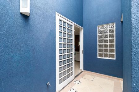 Casa à venda com 128m², 6 quartos e 2 vagas