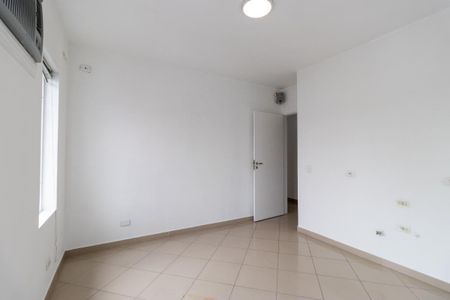 Casa à venda com 128m², 6 quartos e 2 vagas