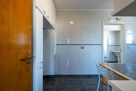 Apartamento à venda com 162m², 4 quartos e 3 vagas