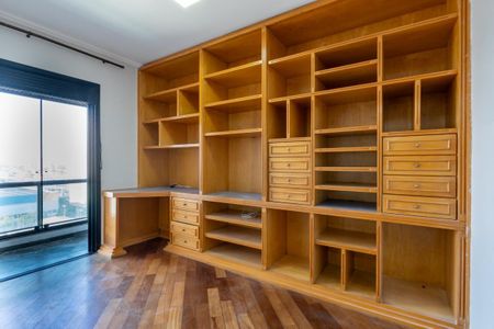 Apartamento à venda com 162m², 4 quartos e 3 vagas
