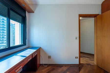 Apartamento à venda com 162m², 4 quartos e 3 vagas