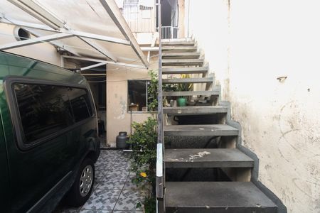 Garagem  de casa à venda com 4 quartos, 150m² em Vila Antonina, São Paulo