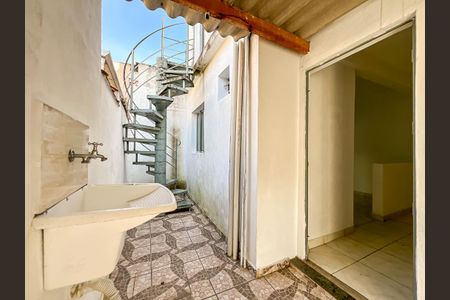Casa à venda com 203m², 4 quartos e 2 vagas