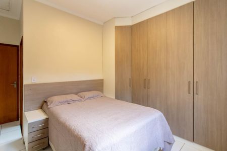 Casa à venda com 3 quartos, 147m² em Vila Florida, Guarulhos