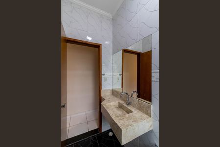 Casa à venda com 147m², 3 quartos e 2 vagas