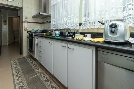 Apartamento à venda com 226m², 3 quartos e 3 vagas Apartamento à venda com 226m², 3 quartos e 3 vagasCozinha
