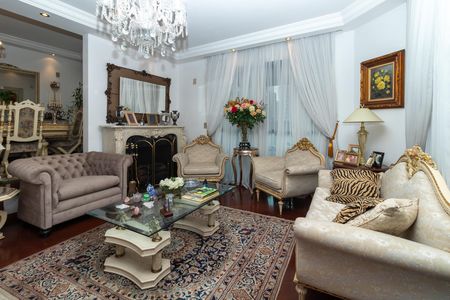 Apartamento à venda com 226m², 3 quartos e 3 vagas Apartamento à venda com 226m², 3 quartos e 3 vagasSala