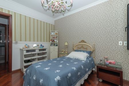 Apartamento à venda com 226m², 3 quartos e 3 vagas Apartamento à venda com 226m², 3 quartos e 3 vagasSuíte 1