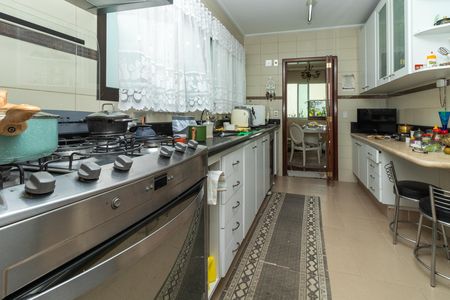 Apartamento à venda com 226m², 3 quartos e 3 vagas Apartamento à venda com 226m², 3 quartos e 3 vagasCozinha
