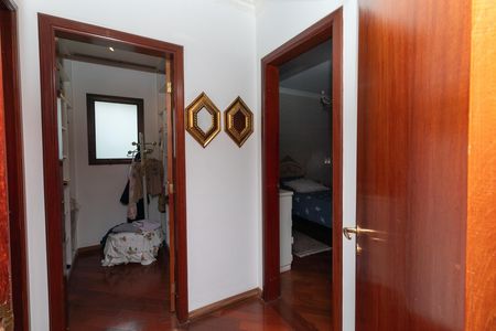 Apartamento à venda com 226m², 3 quartos e 3 vagas Apartamento à venda com 226m², 3 quartos e 3 vagasCorredor