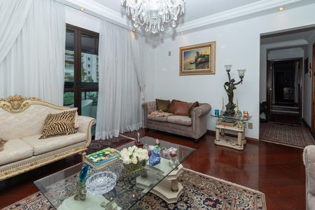 Apartamento à venda com 226m², 3 quartos e 3 vagas Apartamento à venda com 226m², 3 quartos e 3 vagasSala
