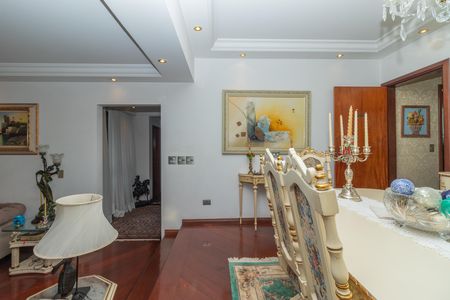 Apartamento à venda com 226m², 3 quartos e 3 vagas Apartamento à venda com 226m², 3 quartos e 3 vagasSala de Jantar