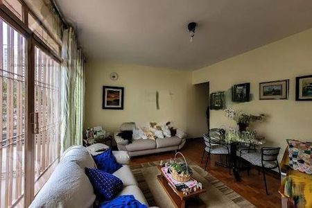 Casa à venda com 4 quartos, 240m² em Cursino, São Paulo