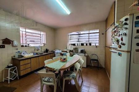 Casa à venda com 4 quartos, 240m² em Cursino, São Paulo