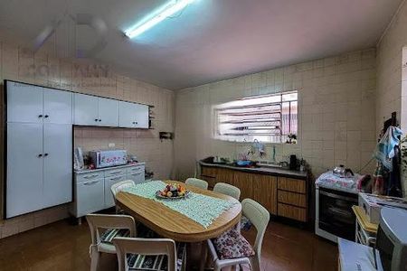 Casa à venda com 4 quartos, 240m² em Cursino, São Paulo