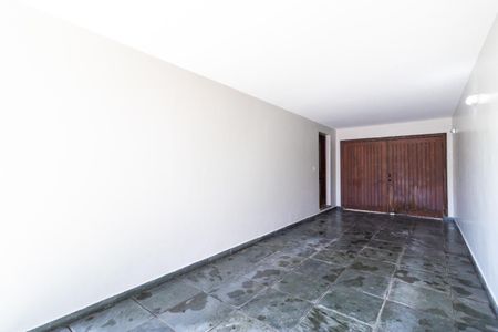 Casa à venda com 3 quartos, 340m² em Vila Sao Paulo, São Paulo