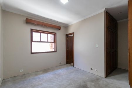 Casa à venda com 3 quartos, 340m² em Vila Sao Paulo, São Paulo