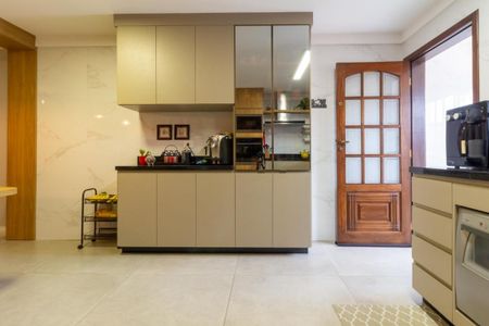 Casa à venda com 3 quartos, 151m² em Vila Mariana, São Paulo