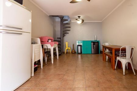 Casa à venda com 151m², 3 quartos e 1 vaga