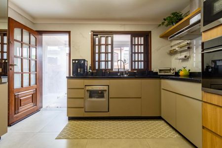 Casa à venda com 151m², 3 quartos e 1 vaga