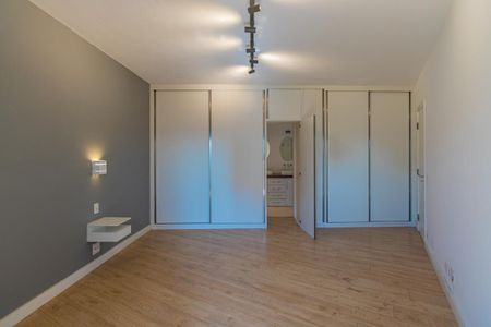 Apartamento à venda com 156m², 3 quartos e 3 vagas