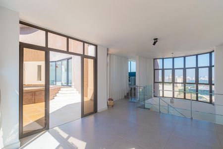 Apartamento à venda com 156m², 3 quartos e 3 vagas