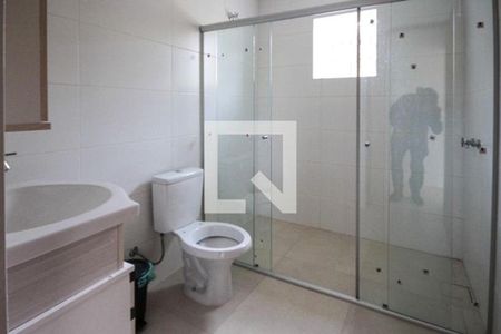 Casa à venda com 220m², 4 quartos e 2 vagas Casa à venda com 220m², 4 quartos e 2 vagasCasa 1 - Banheiro