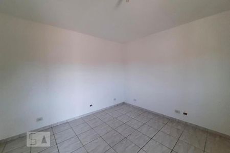 Casa à venda com 220m², 4 quartos e 2 vagas Casa à venda com 220m², 4 quartos e 2 vagasCasa 2 - Quarto