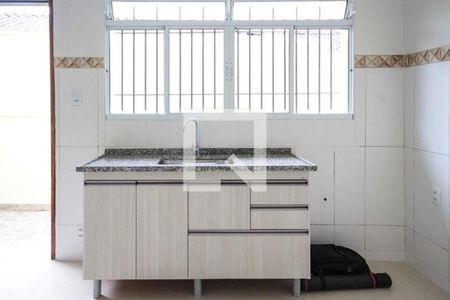Casa à venda com 220m², 4 quartos e 2 vagas Casa à venda com 220m², 4 quartos e 2 vagasCasa 1 - Cozinha