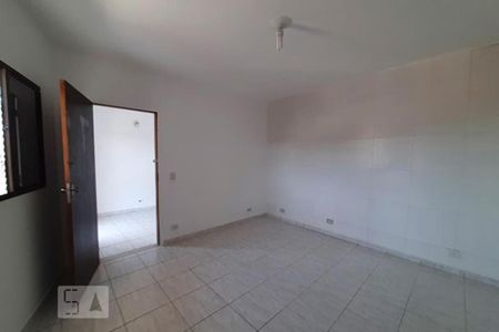 Casa à venda com 220m², 4 quartos e 2 vagas Casa à venda com 220m², 4 quartos e 2 vagasCasa 2 - Quarto
