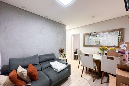 Sala de apartamento à venda com 2 quartos, 48m² em Baeta Neves, São Bernardo do Campo