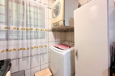 Apartamento à venda com 48m², 2 quartos e 1 vaga Apartamento à venda com 48m², 2 quartos e 1 vagaÁrea de Serviço