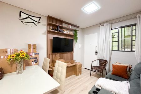 Sala de apartamento à venda com 2 quartos, 48m² em Baeta Neves, São Bernardo do Campo