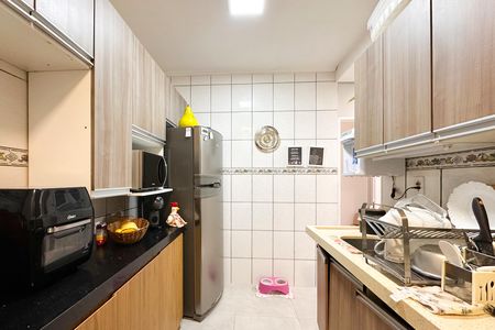 Apartamento à venda com 48m², 2 quartos e 1 vaga Apartamento à venda com 48m², 2 quartos e 1 vagaCozinha