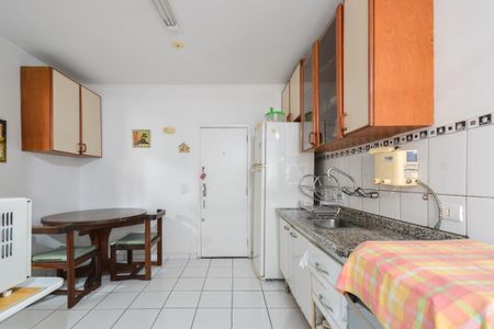Apartamento à venda com 72m², 2 quartos e 1 vaga