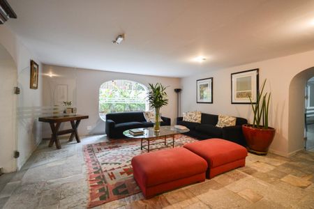 Apartamento à venda com 72m², 2 quartos e 1 vaga