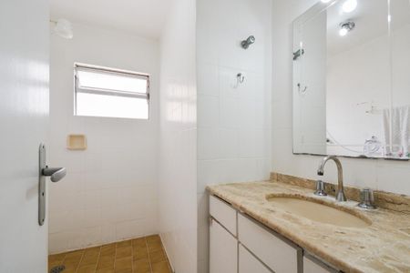 Apartamento à venda com 72m², 2 quartos e 1 vaga